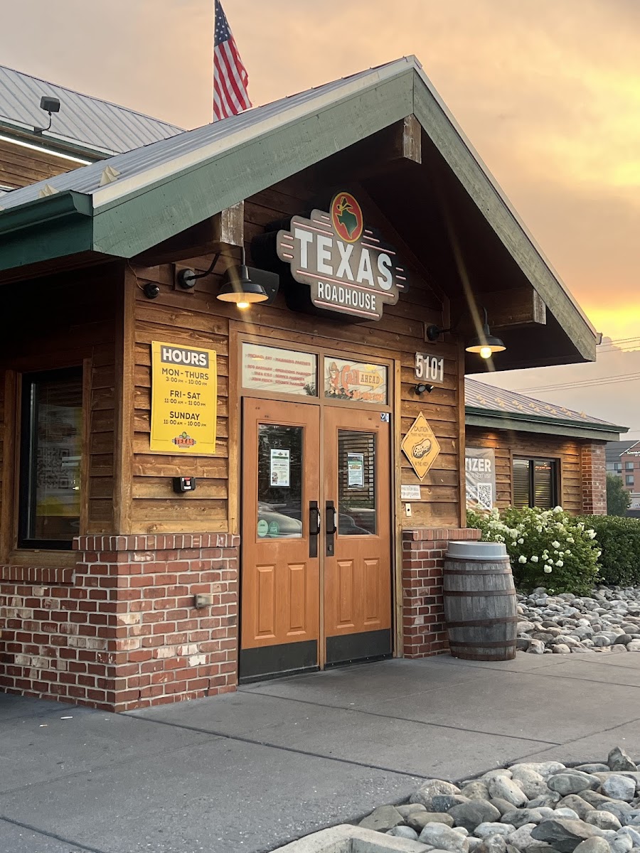 Texas Roadhouse - Frederick