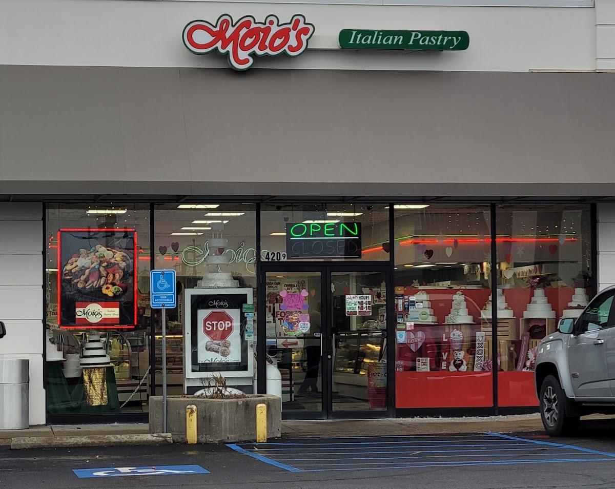 Moio's Italian Pastry Shop