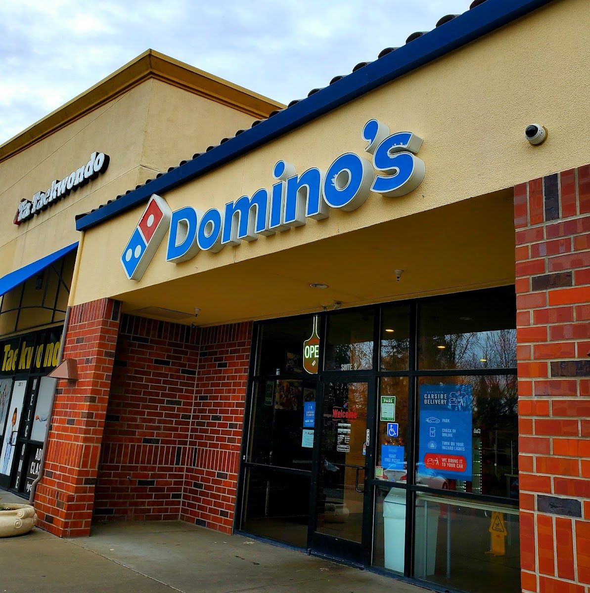 Domino's Pizza - Sacramento