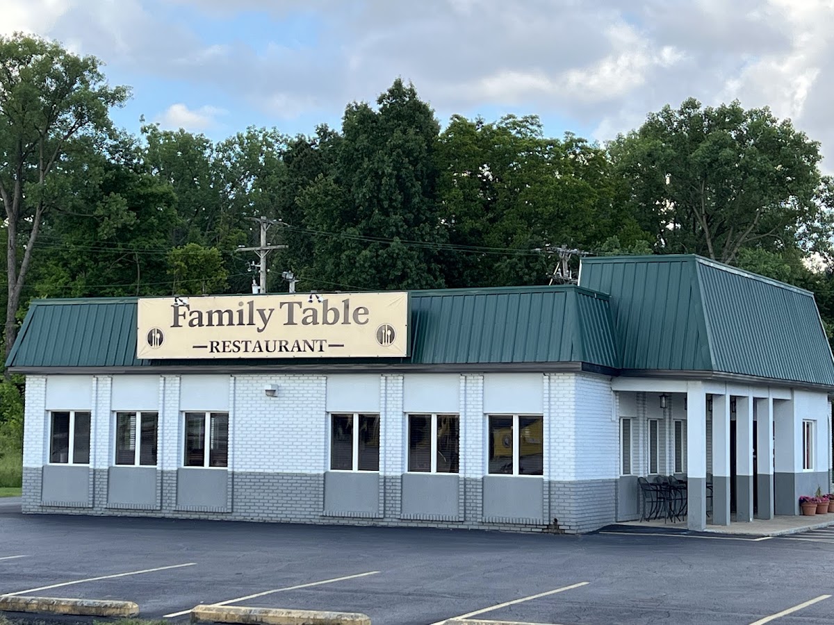 Family Table Restaurant - Brazil