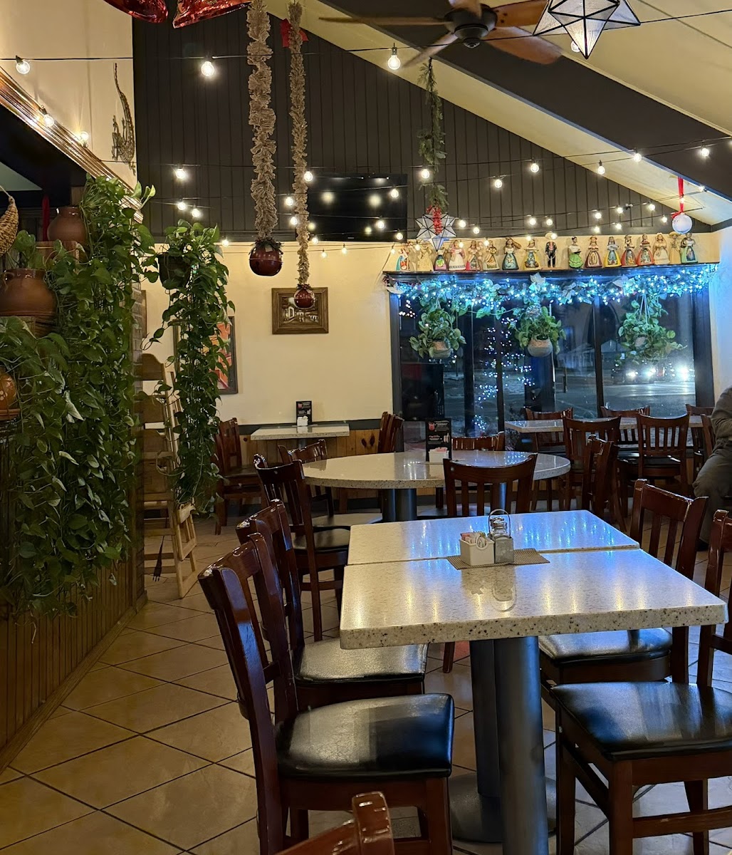 La Esperanza - Elkhart