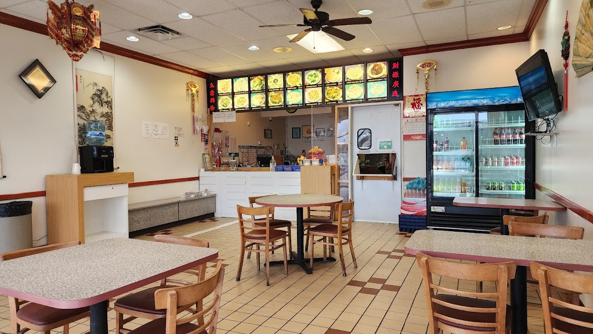 Happy Dragon - Noblesville