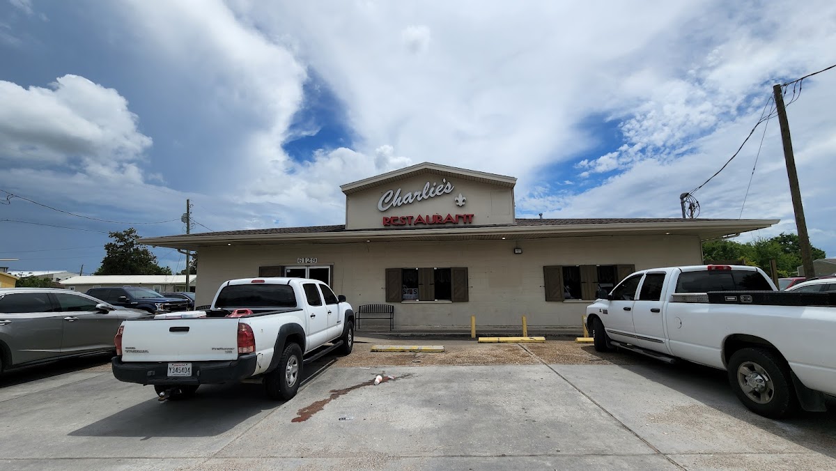 Charlie's Restaurant-Catering