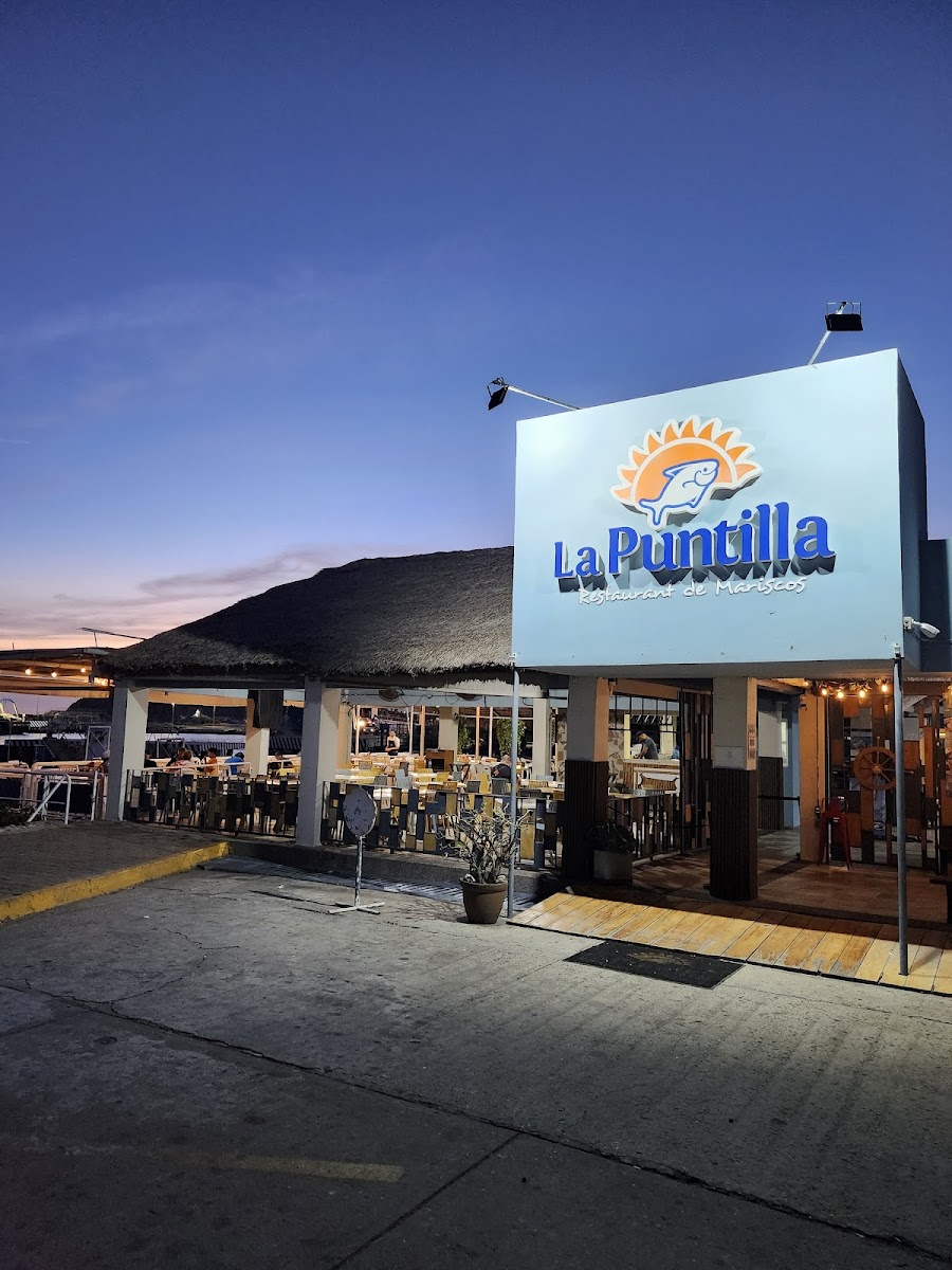 La Puntilla Seafood Restaurant