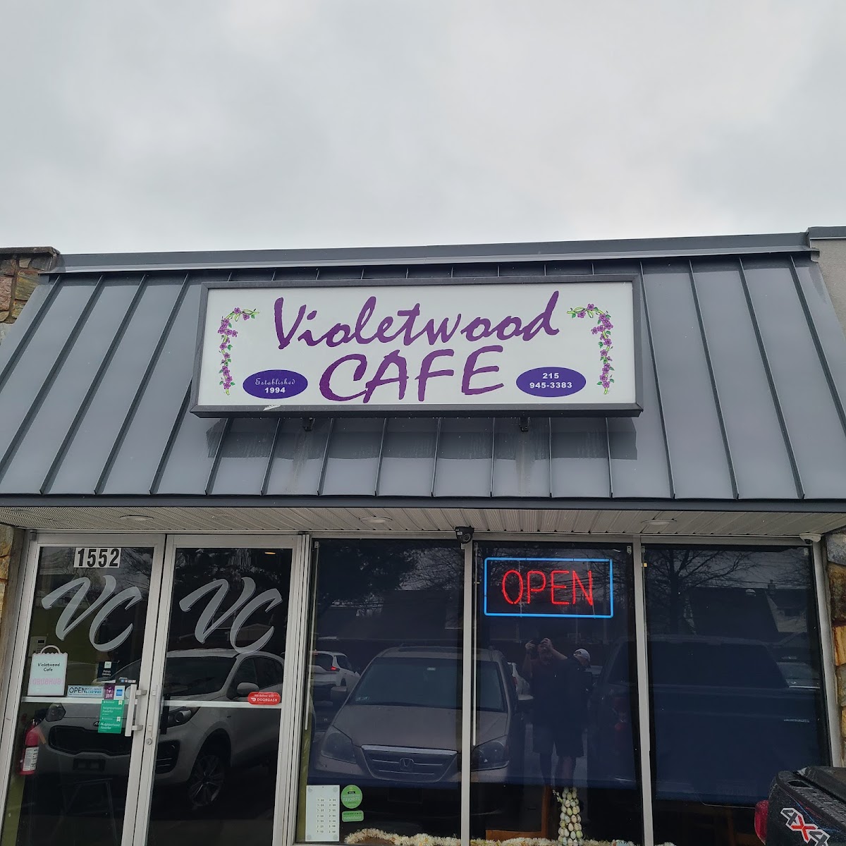 Violetwood Cafe