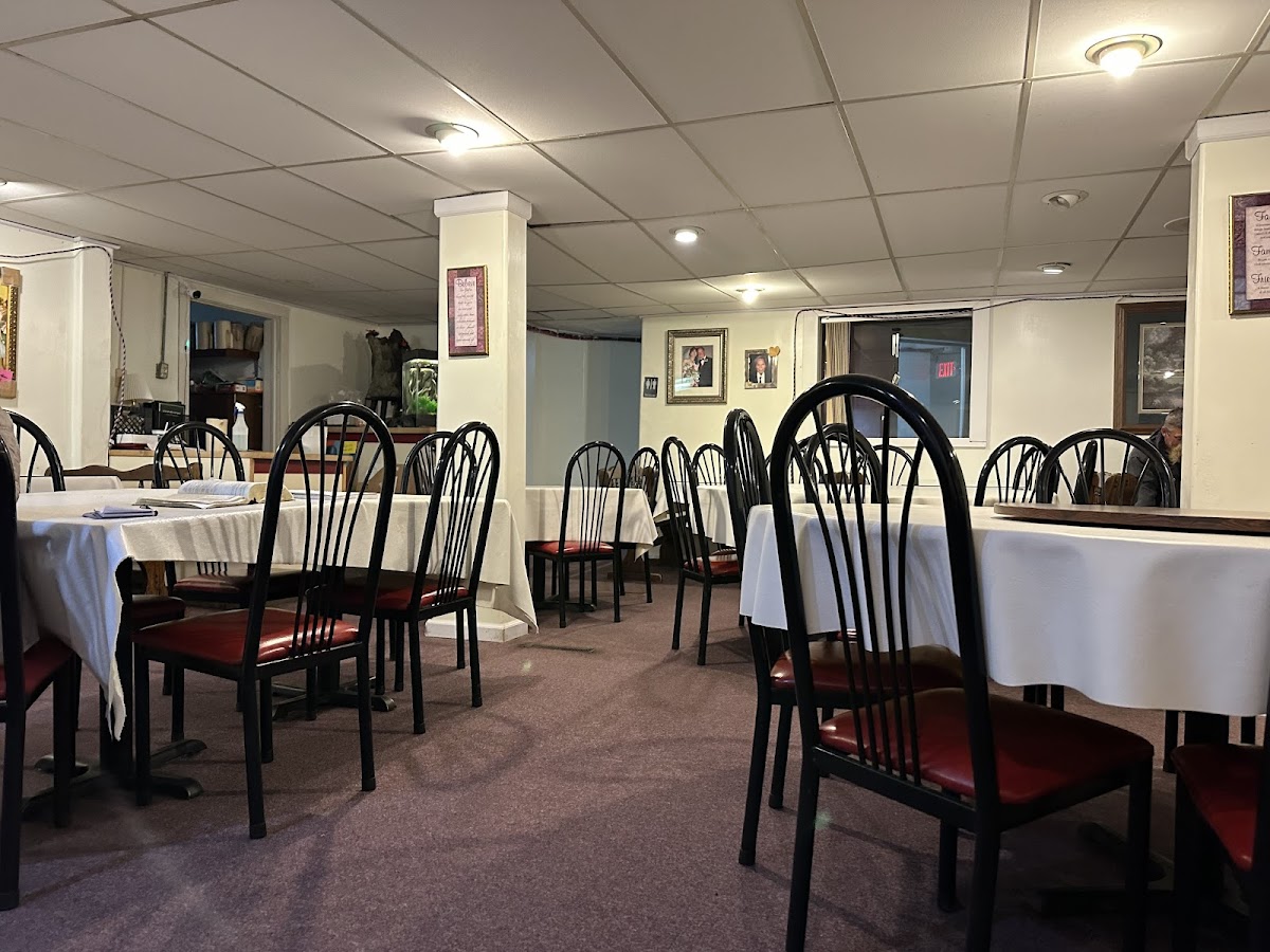 Four Seasons Chinese Restaurant