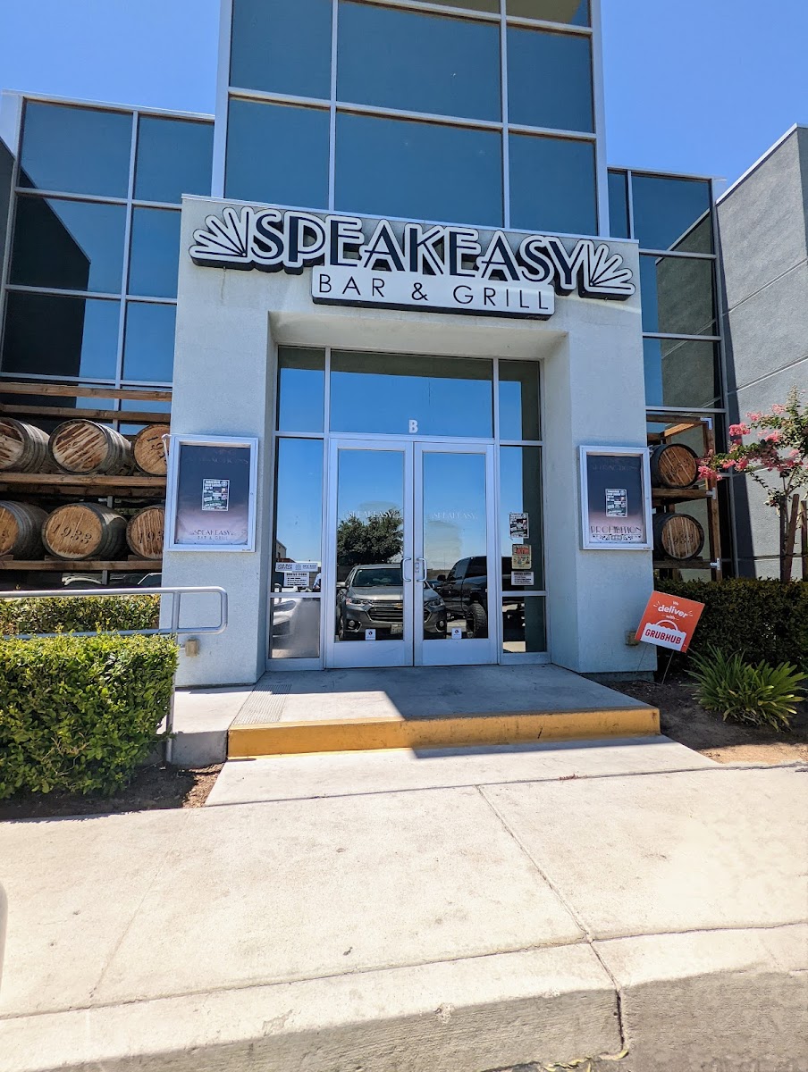 Legends Lounge & Event Center