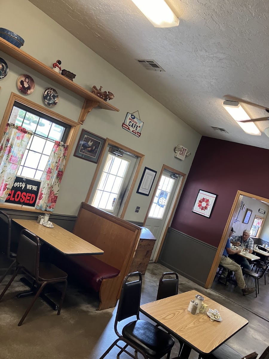 Millie's Restaurant & Bakery