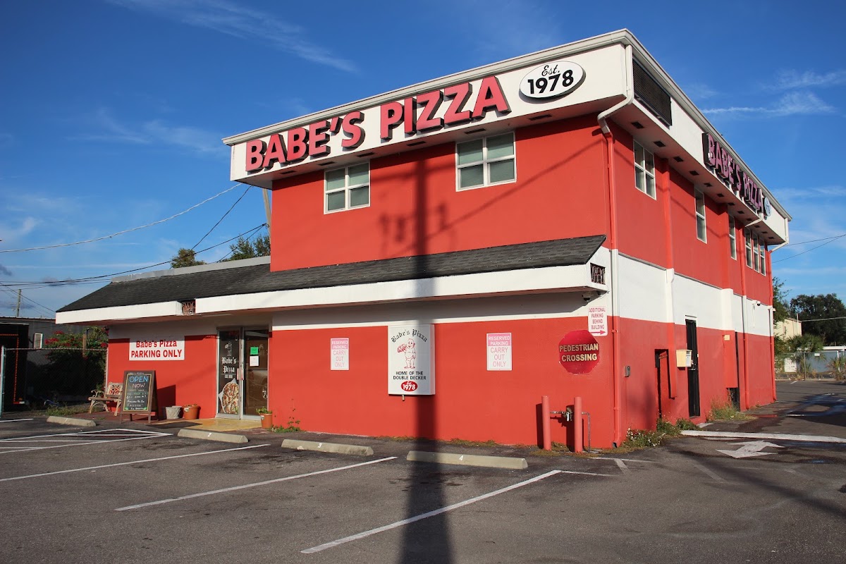 Babe's Pizza