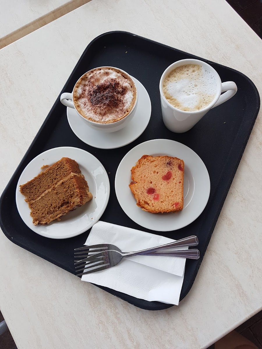 Chives Café & Restaurant