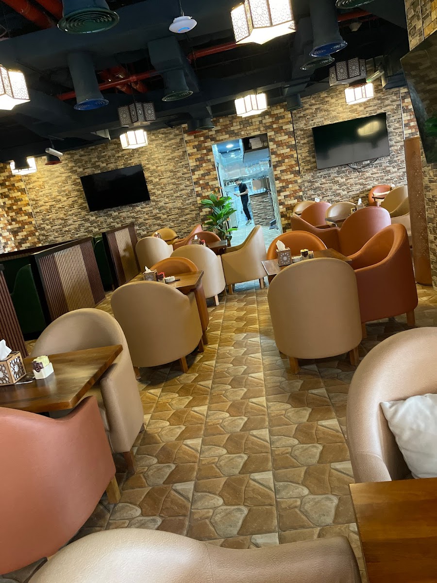 مقهى هوكا تايم - Hookah Time Cafe