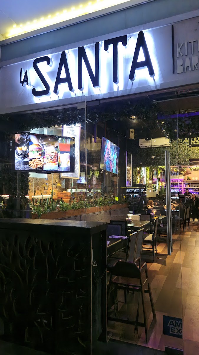 La Santa Kitchen Bar