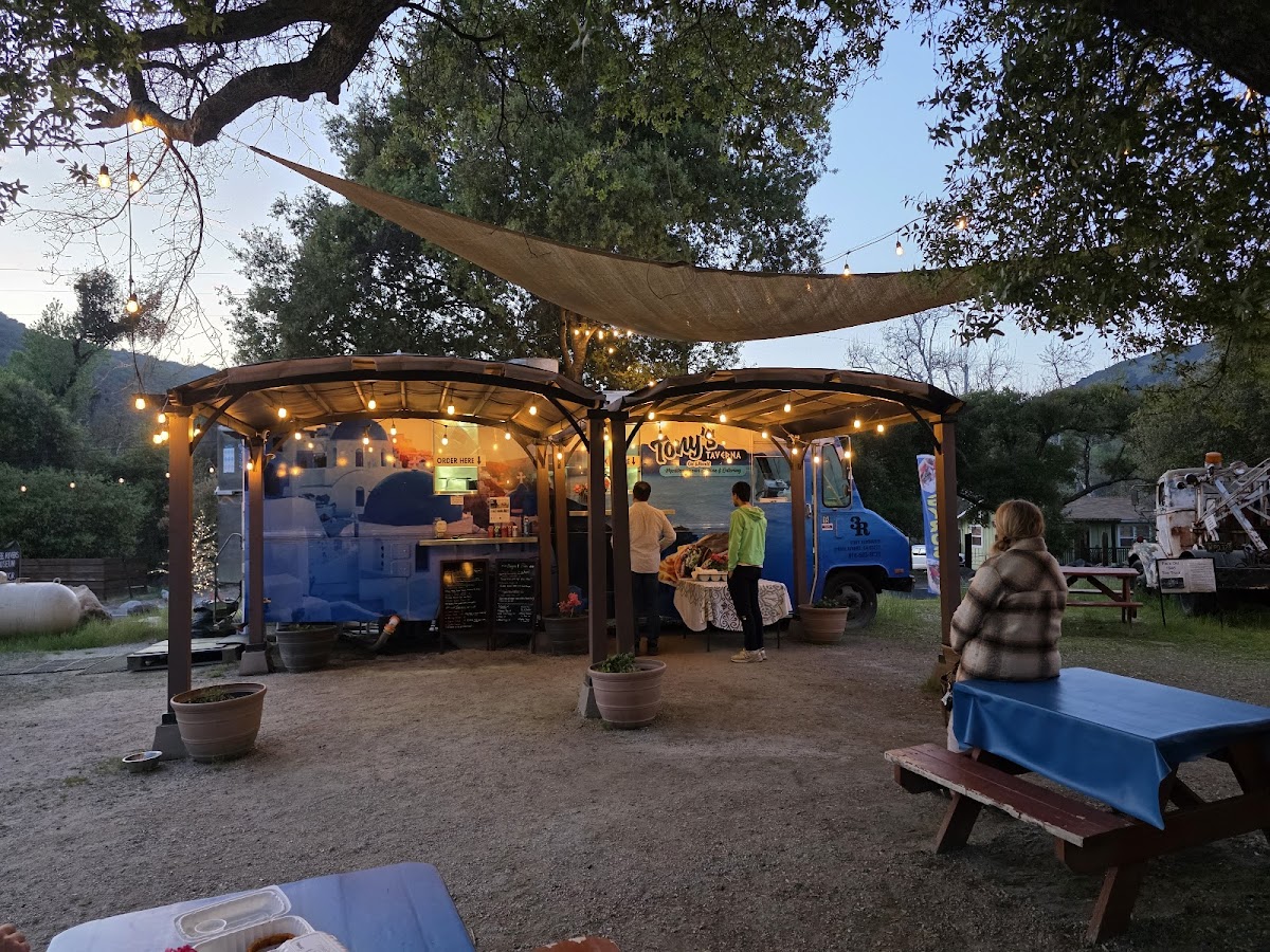 Tony's Taverna Food Truck