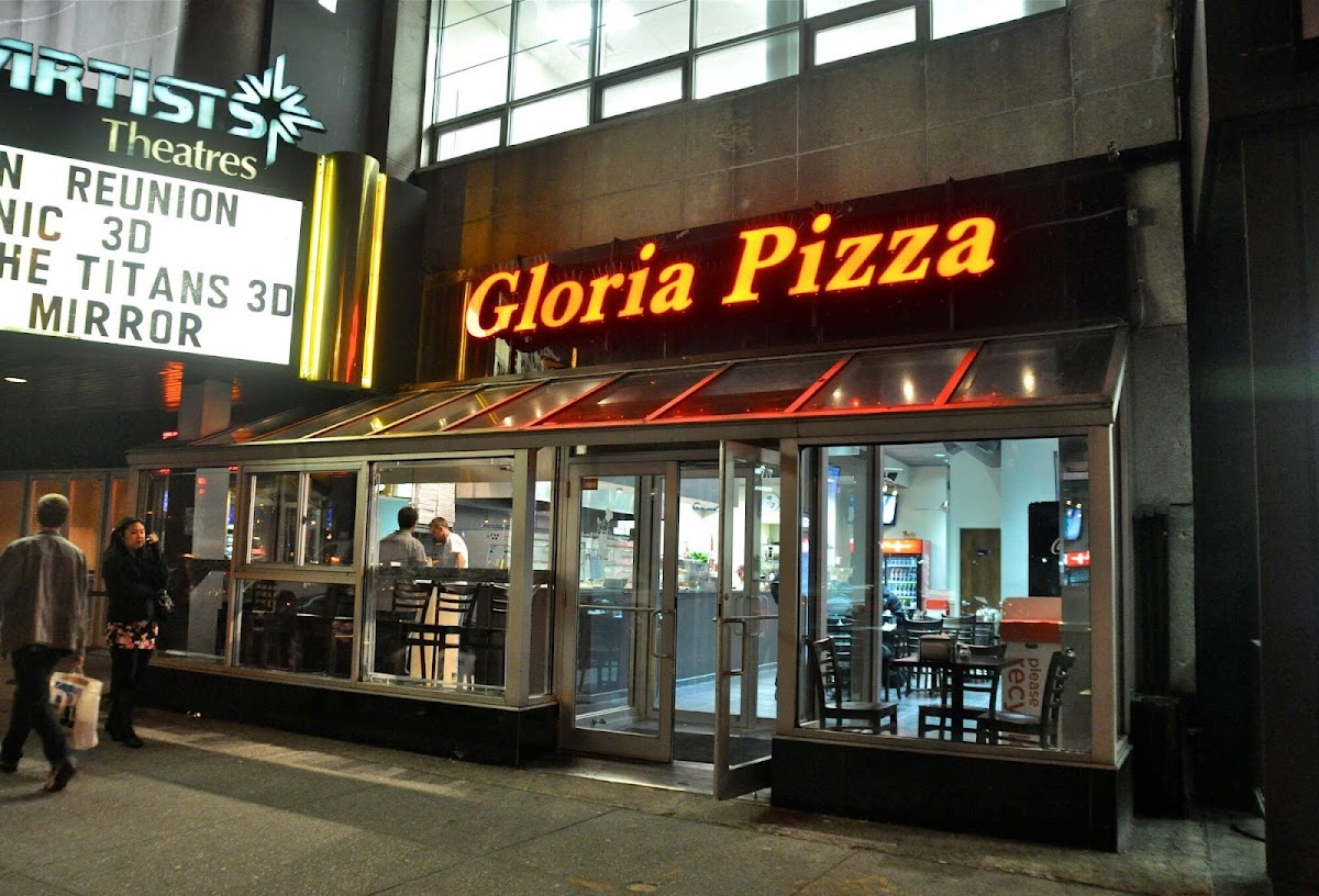 Gloria Pizza