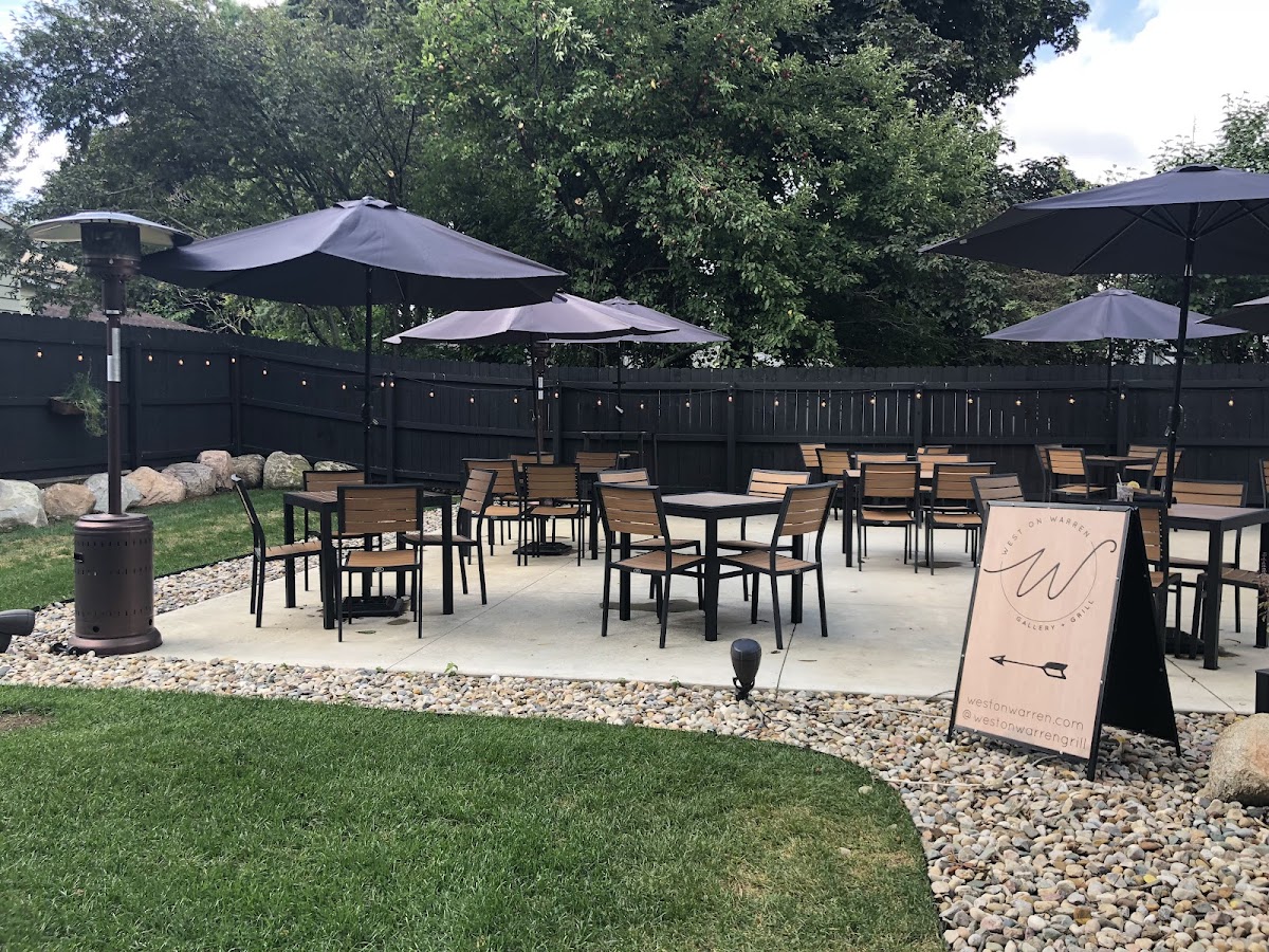 West on Warren Gallery + Grill