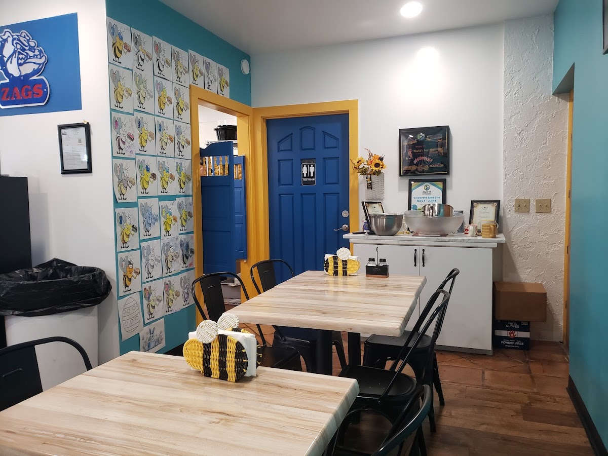 Hungree Bee Sandwiches