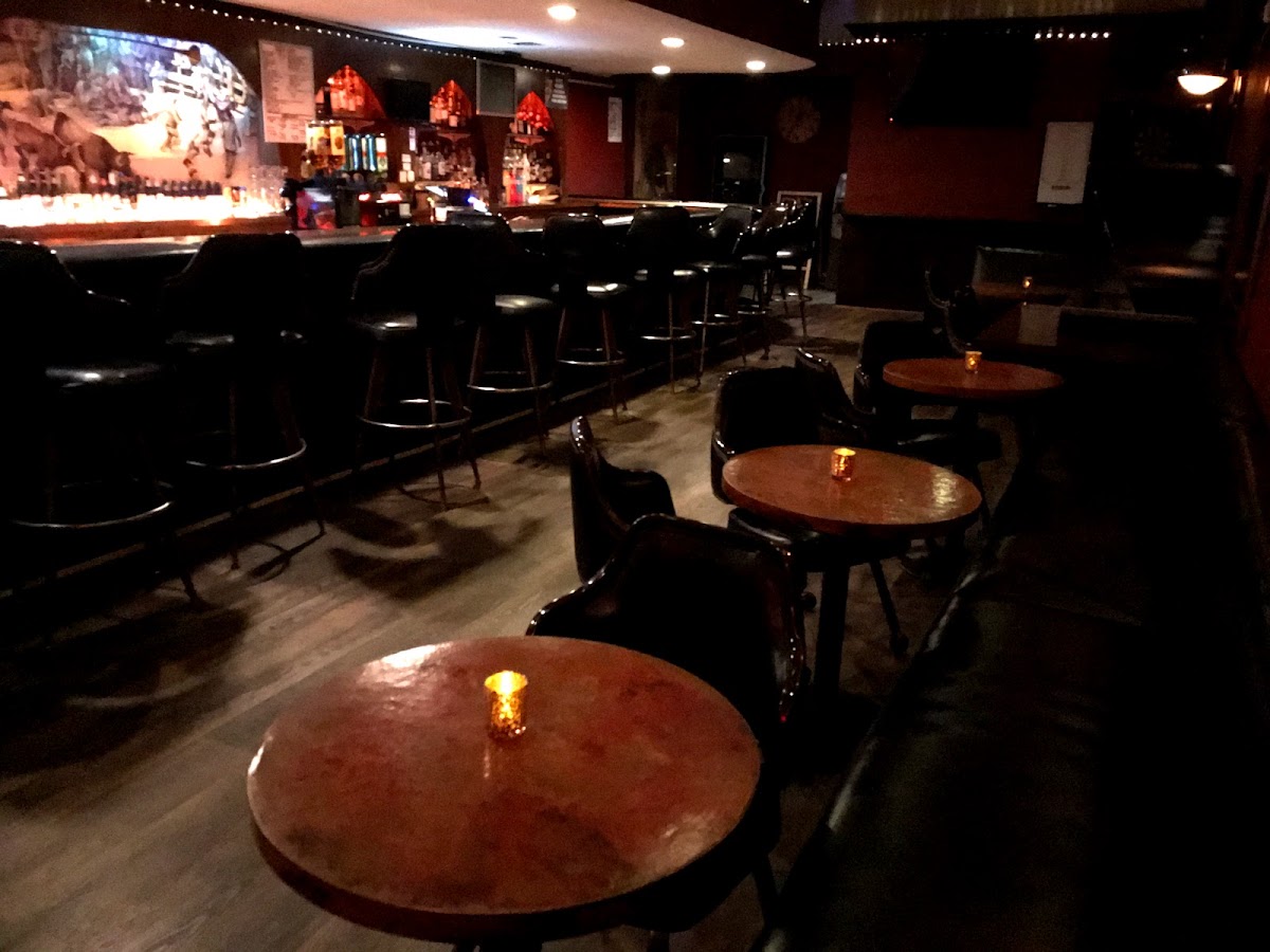 Segovia's Cocktail Bar & Lounge