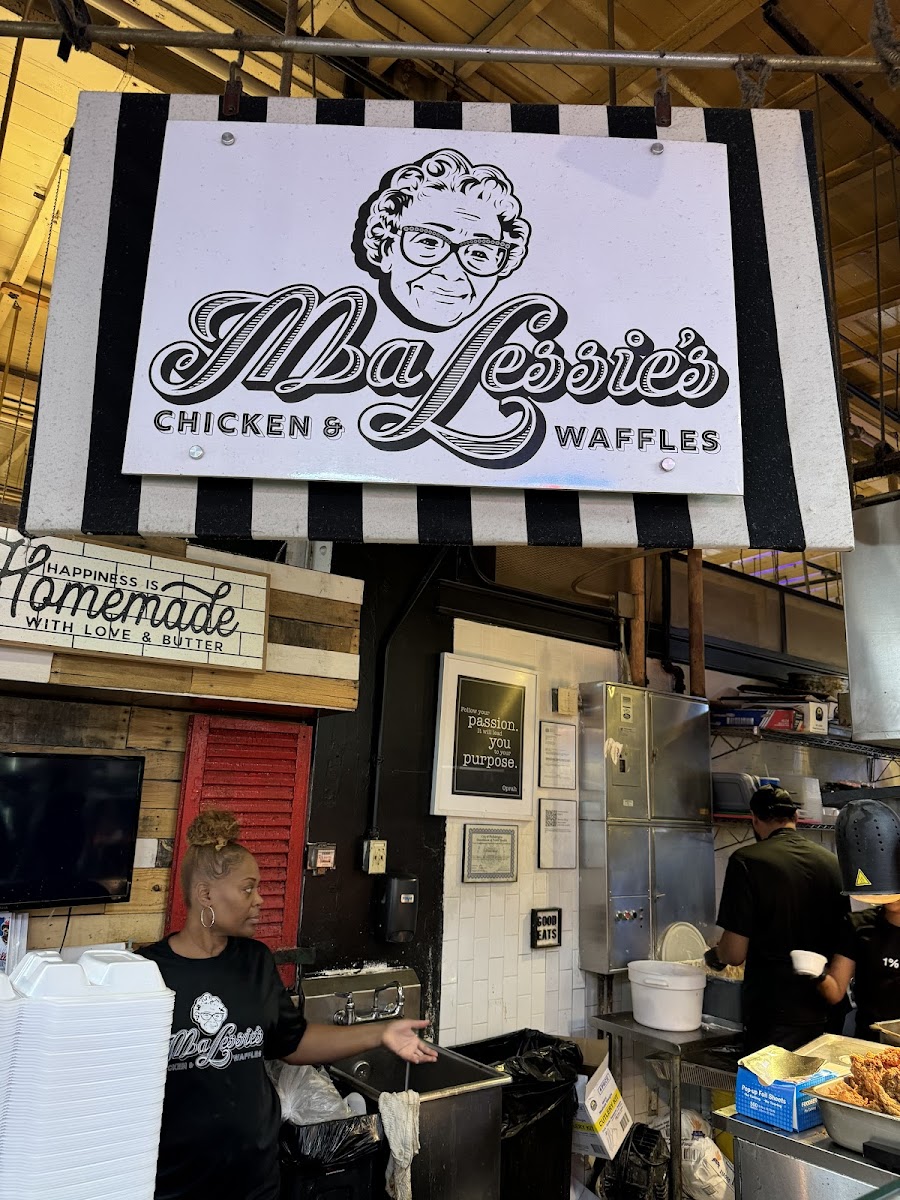 Ma Lessie's Chicken & Waffles