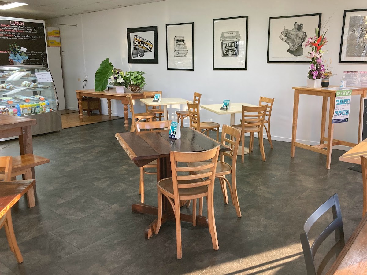 Mykie’s Cafe on Lily