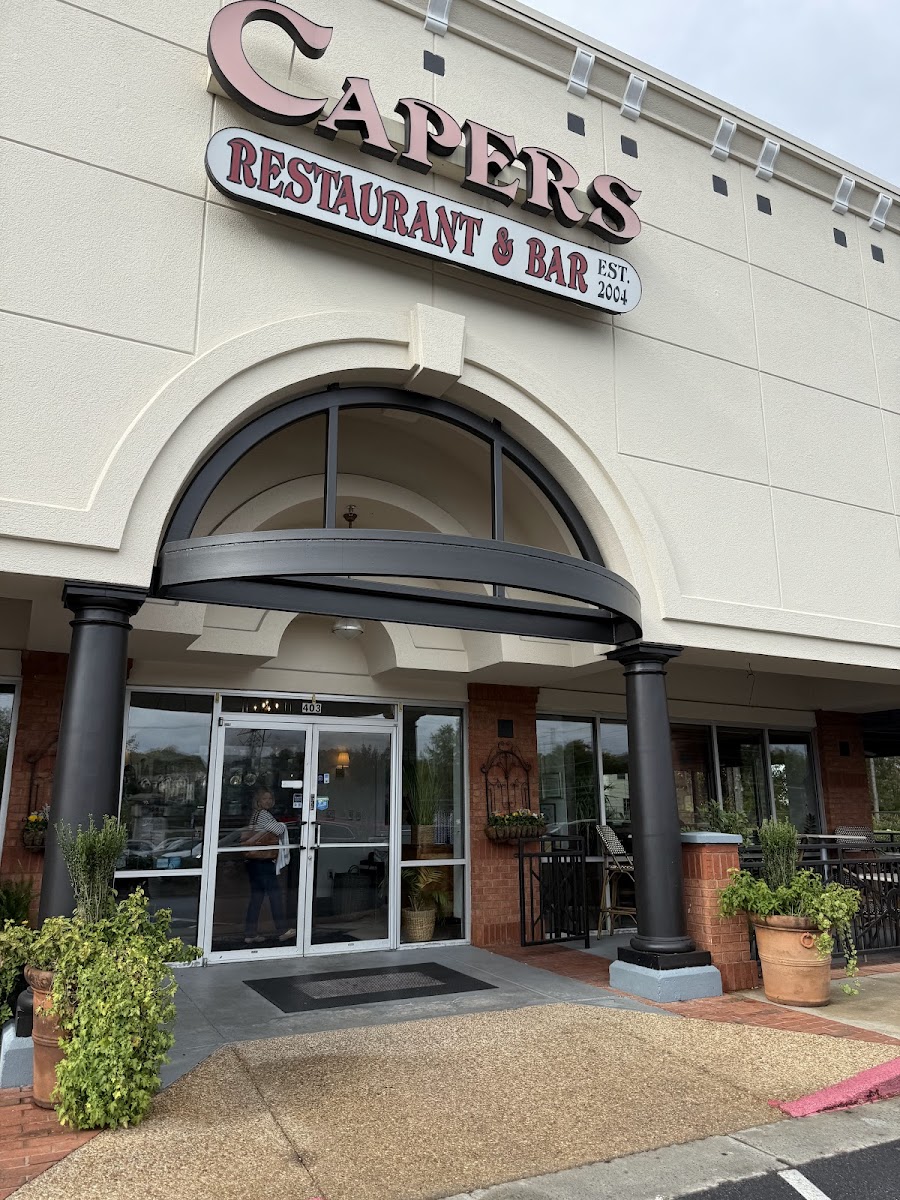 Capers Restaurant and Bar
