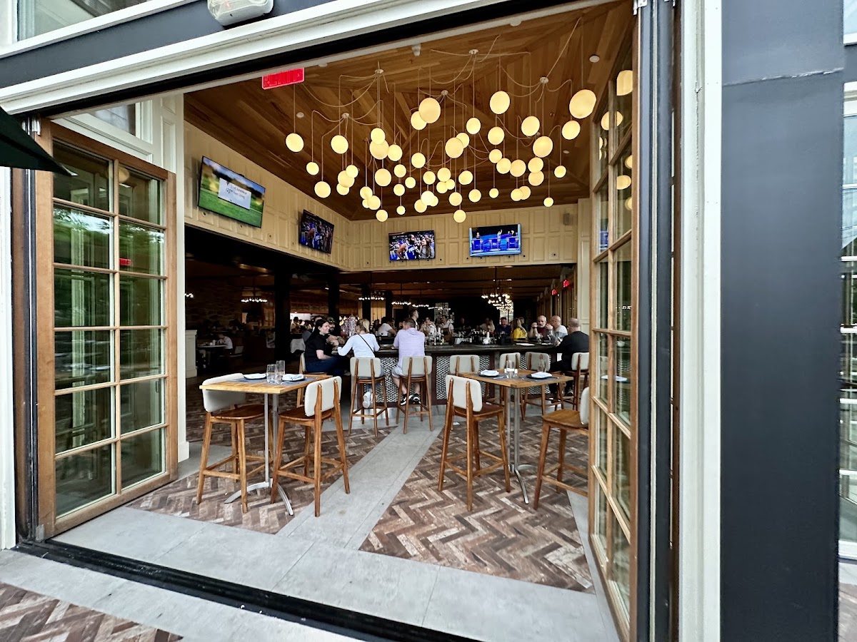 Logan Inn - Landmark Tavern