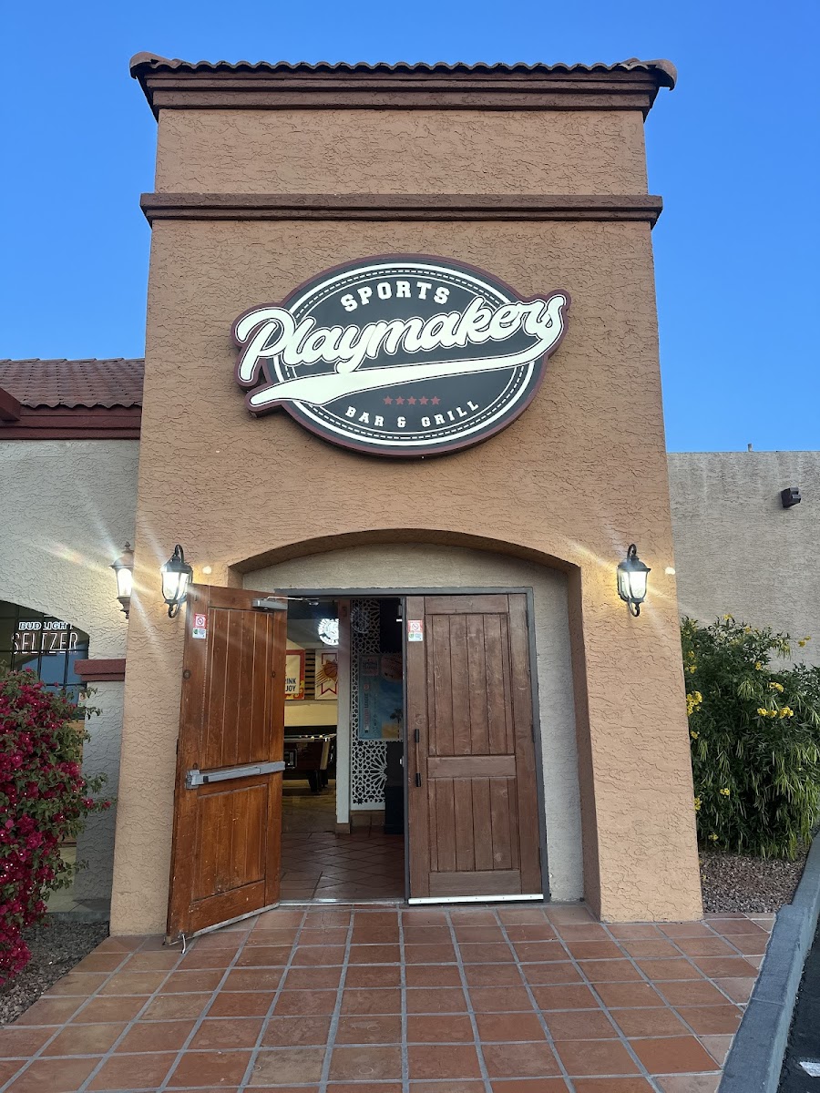 Playmakers Sports Bar And Grill
