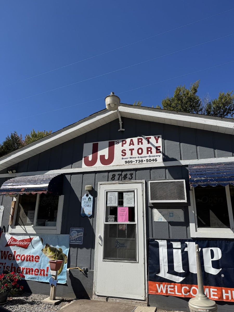 Shelley's Bar and Grill