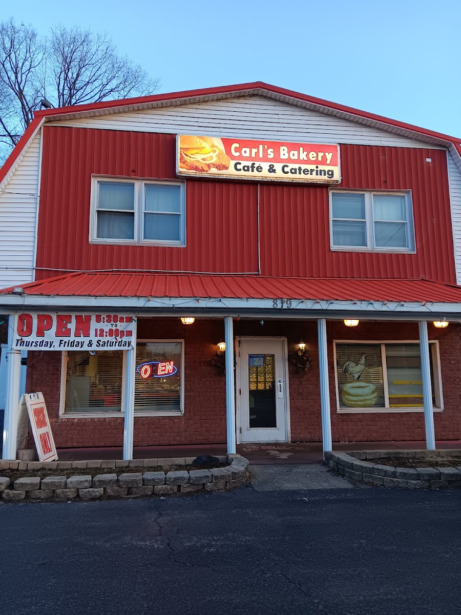 Carl's Bakery & Restaurant