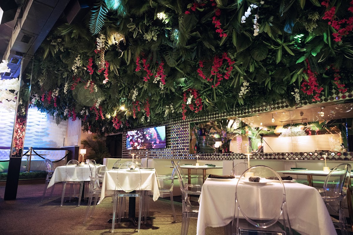 The Montrose Country Club