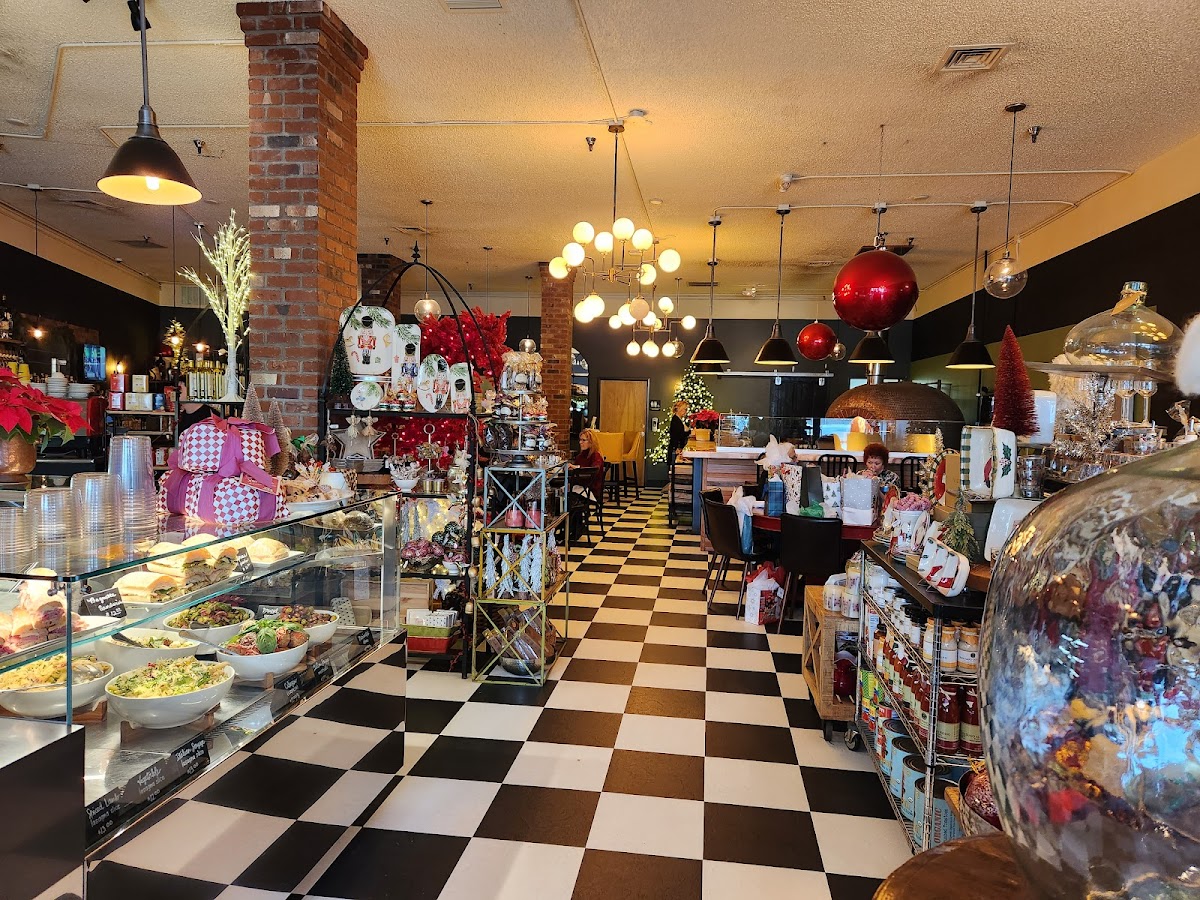 Nicoletta's Table and Marketplace