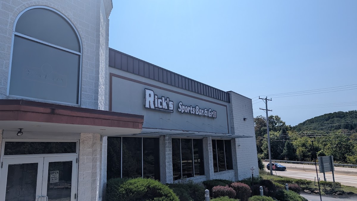 Ricks Sports Bar & Grill