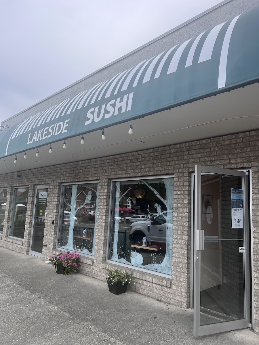 Lakeside Sushi