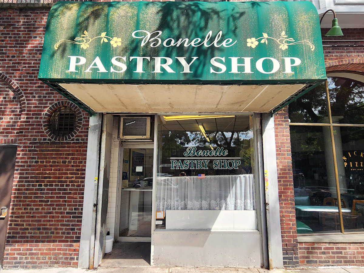 Bonelle Pastry Shop