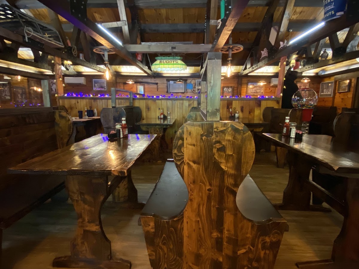 Buddy's Log Cabin Family Restaurant