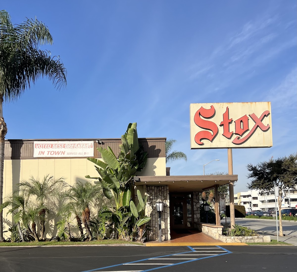 Stox Restaurant Bakery & Bar