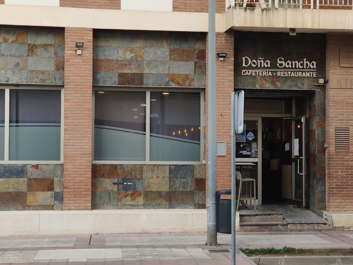 Doña Sancha Cafetería - Restaurante