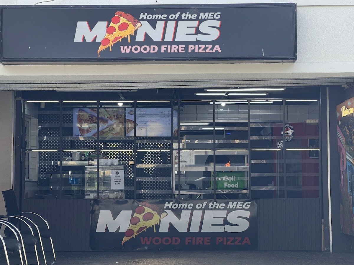 MANIES PIZZA