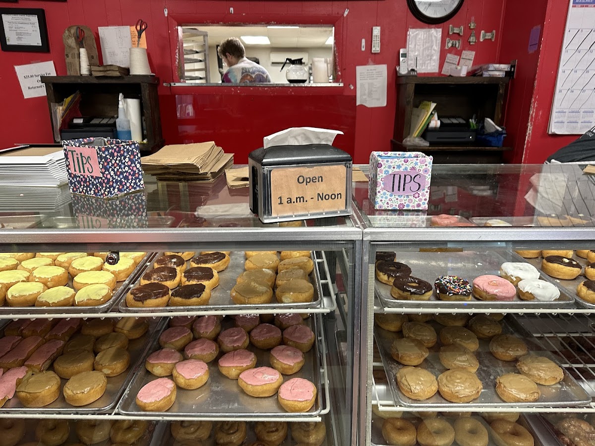 Dan's Variety Bakery