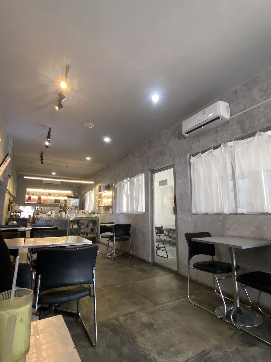 SURPLUS COFFEE STUDIO