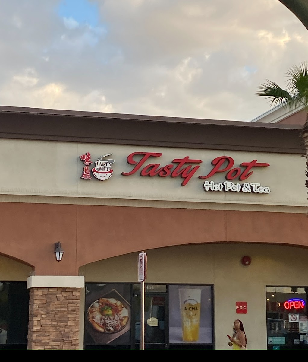 Tasty pot 味鼎小火锅