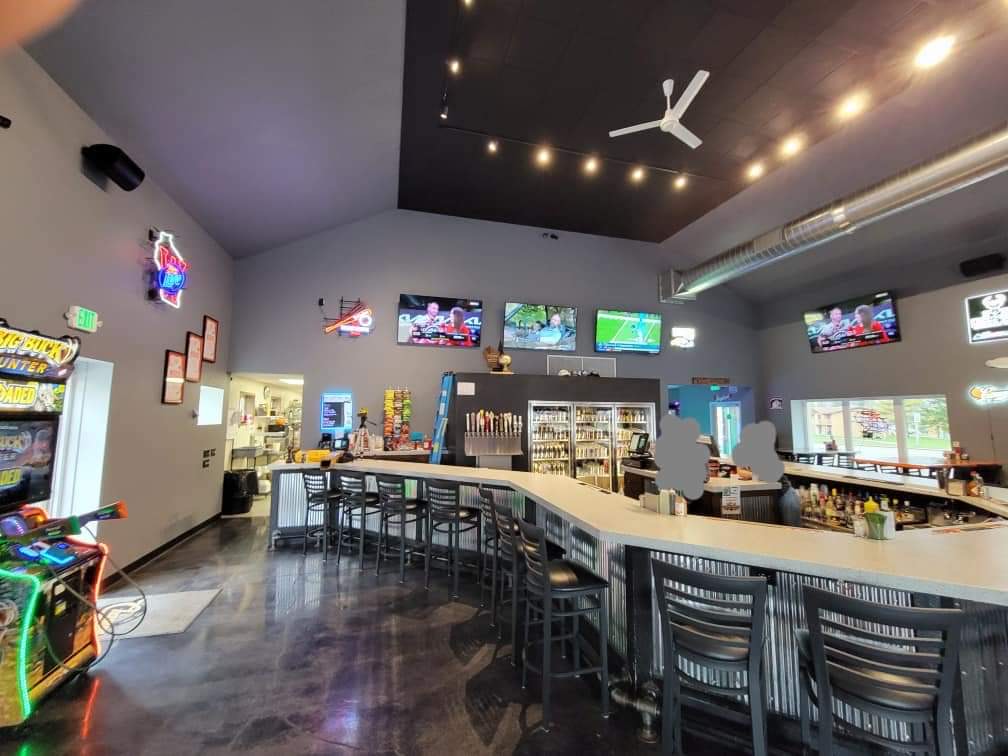 Champs Sports Bar & Grill