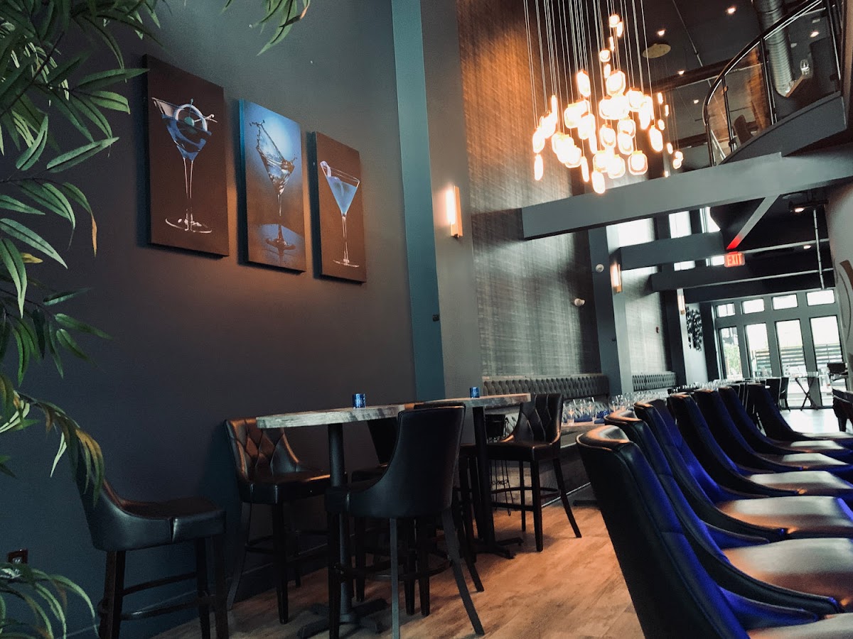 21A on Broadway Restaurant & Bar