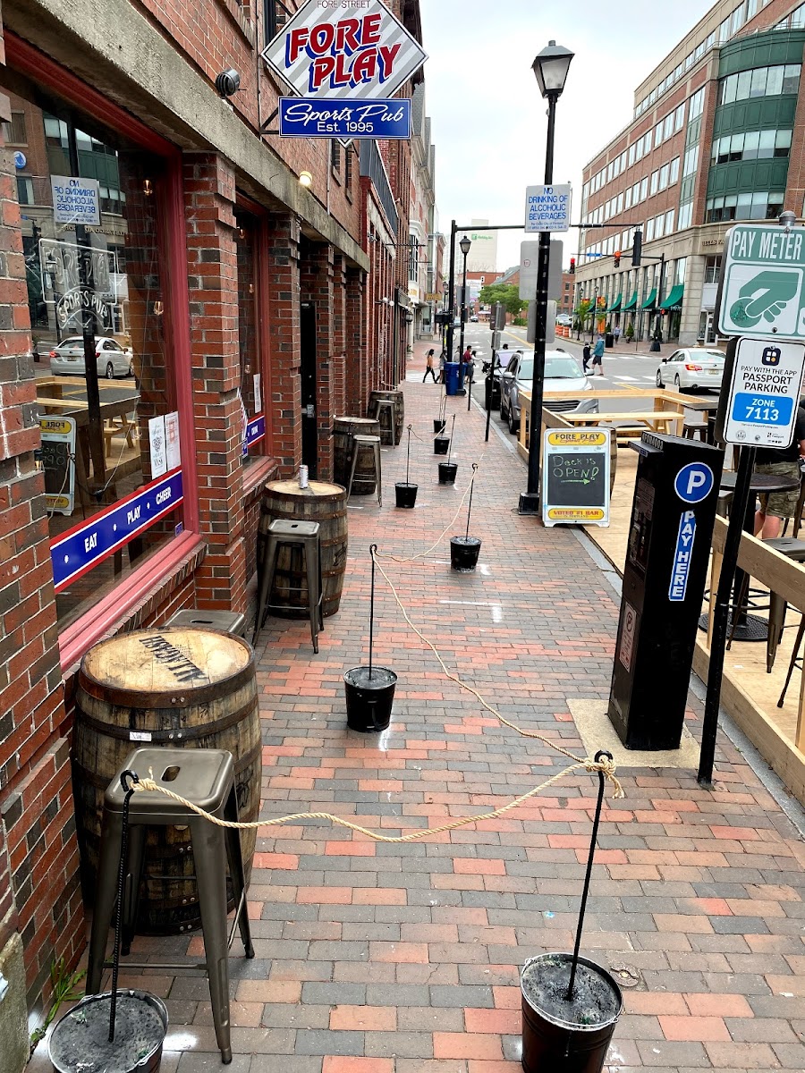 Fore Play Sports Pub