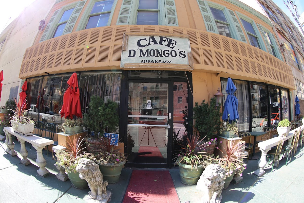 Cafe D'Mongos Speakeasy