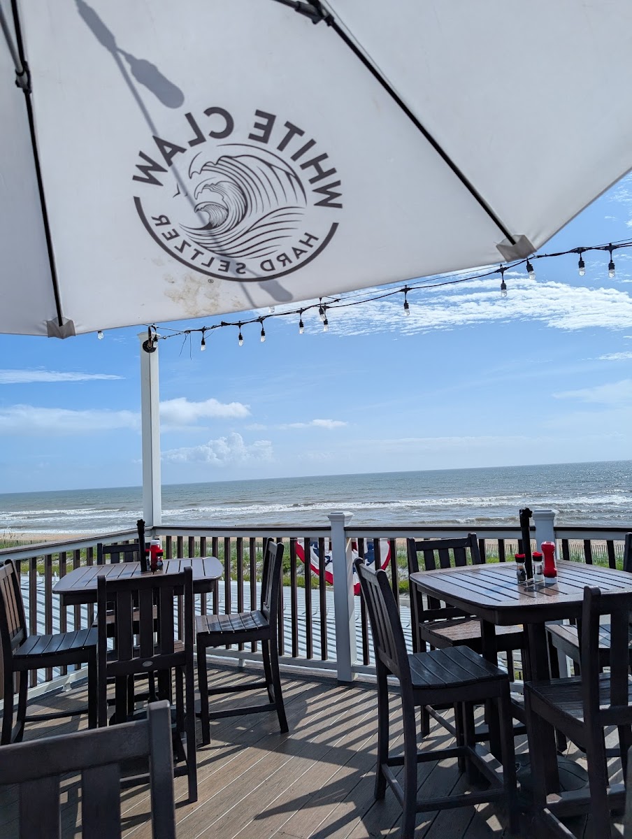 Oceanside Beach Bar & Grill