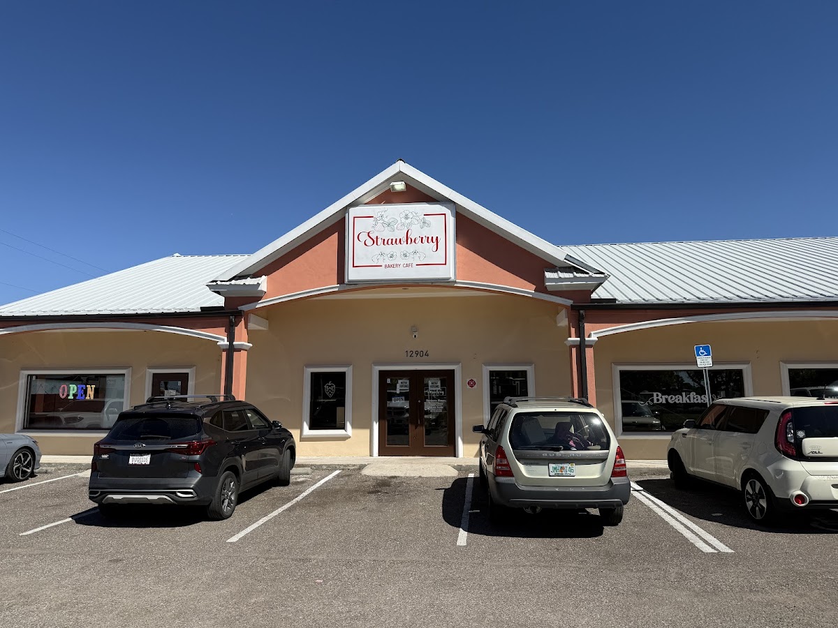 Strawberry Bakery Cafe