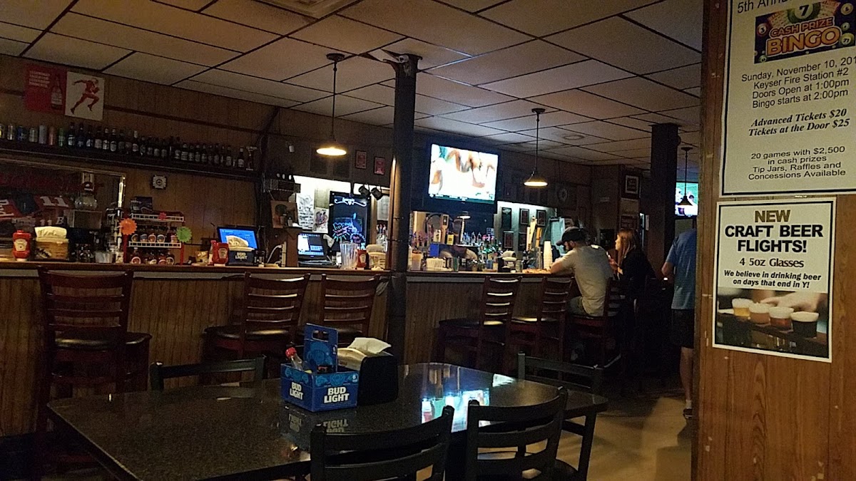 Duckies' Bar & Grill