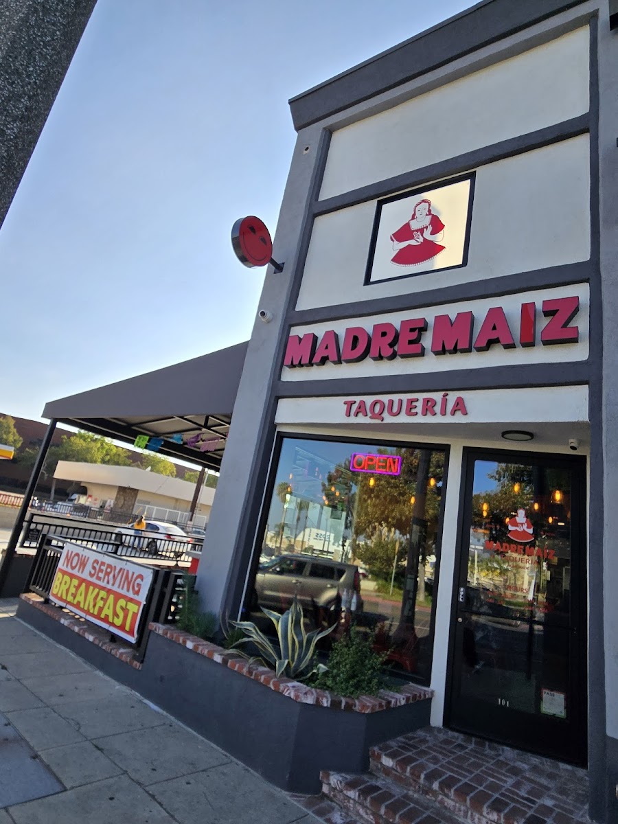 Madre Maiz Taqueria