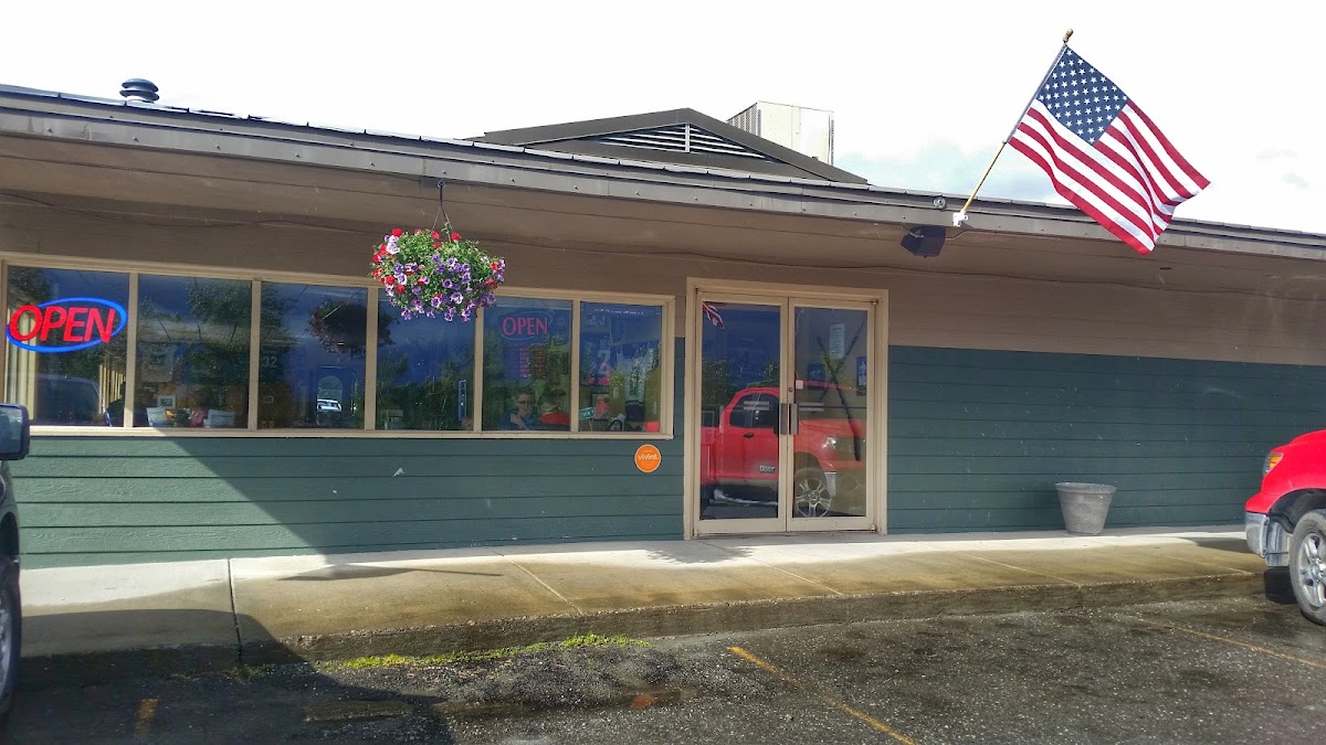 Tailgaters Sports Bar & Grill