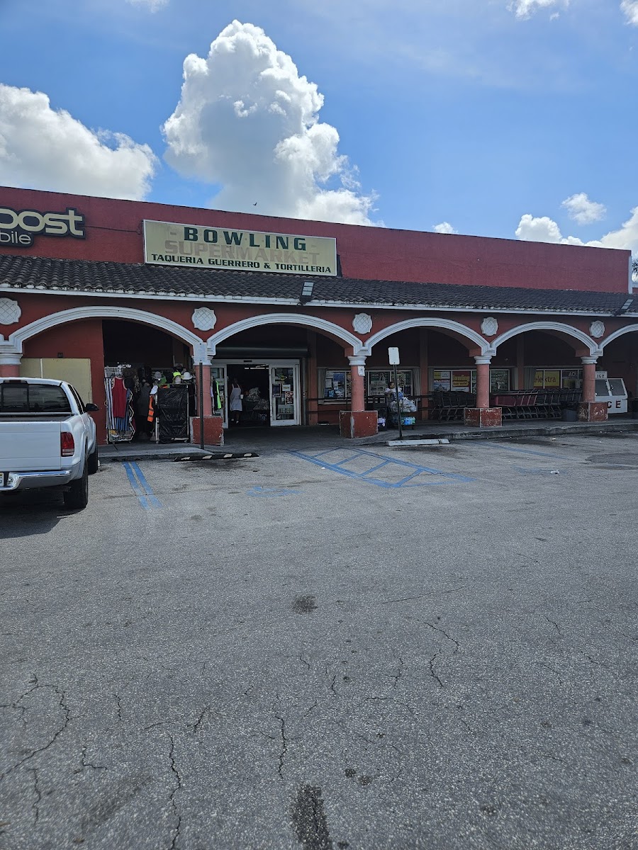 Bowling Supermarket